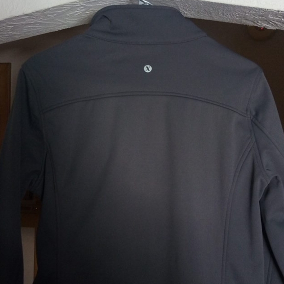 Xersion jacket - Picture 4 of 4